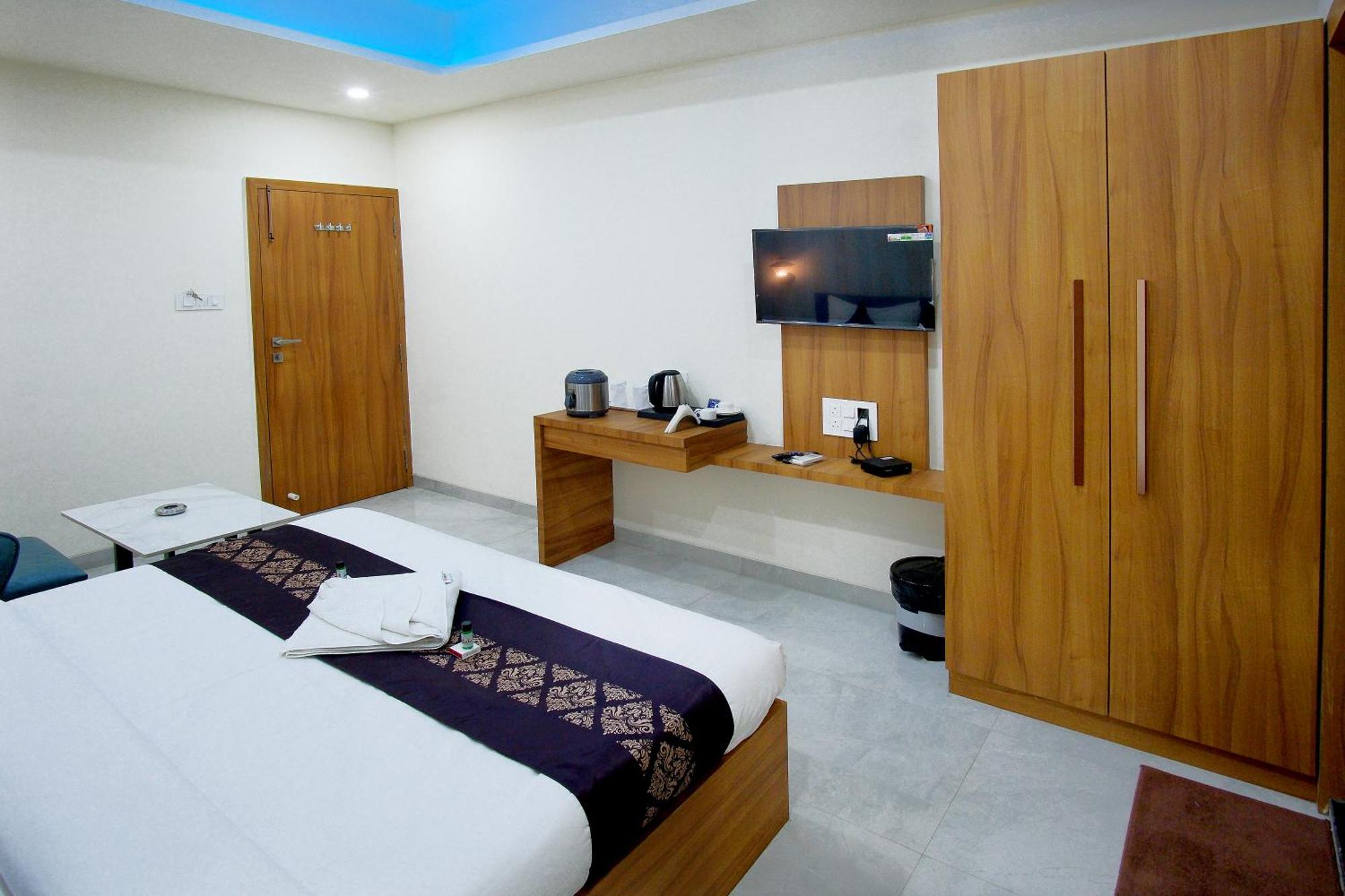 Hotel The Marion Нашик Екстериор снимка